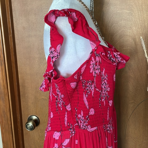 Floral Ruffle Red Dress - Picture 12 of 16